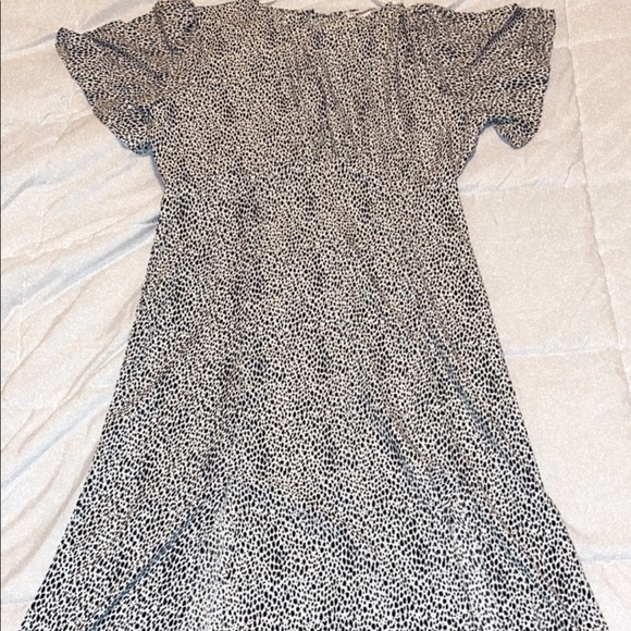 White Dalmatian Print Flutter Sleeve 